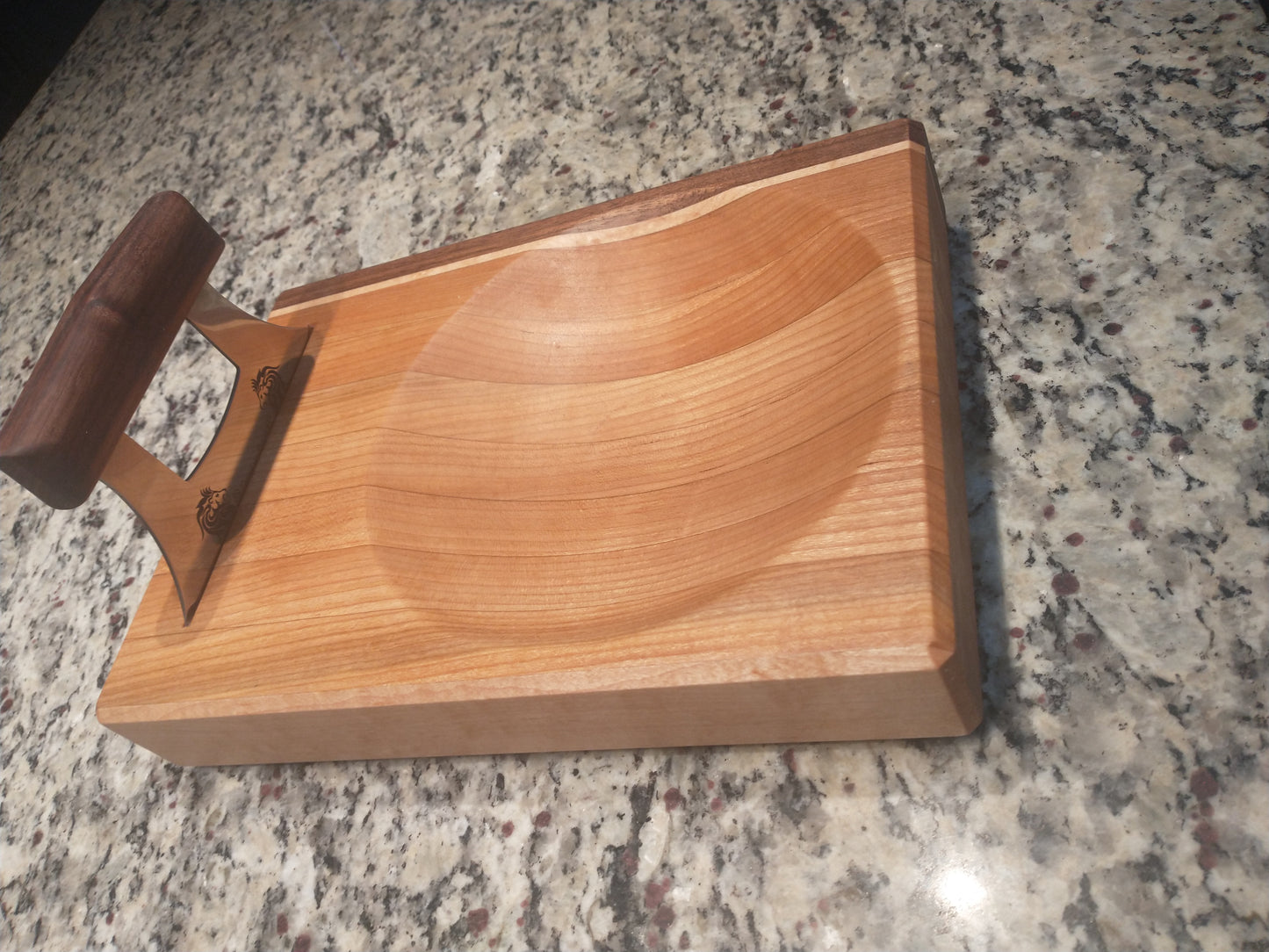 Alaskan ulu knife and cutting bowl set